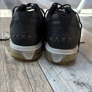 Nike air max tailwind 7 Black and white sneakers size 9.5